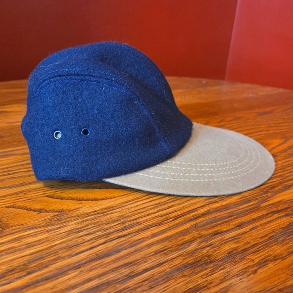 Filson Other - FILSON Wool Baseball Duck Bill Hat Small